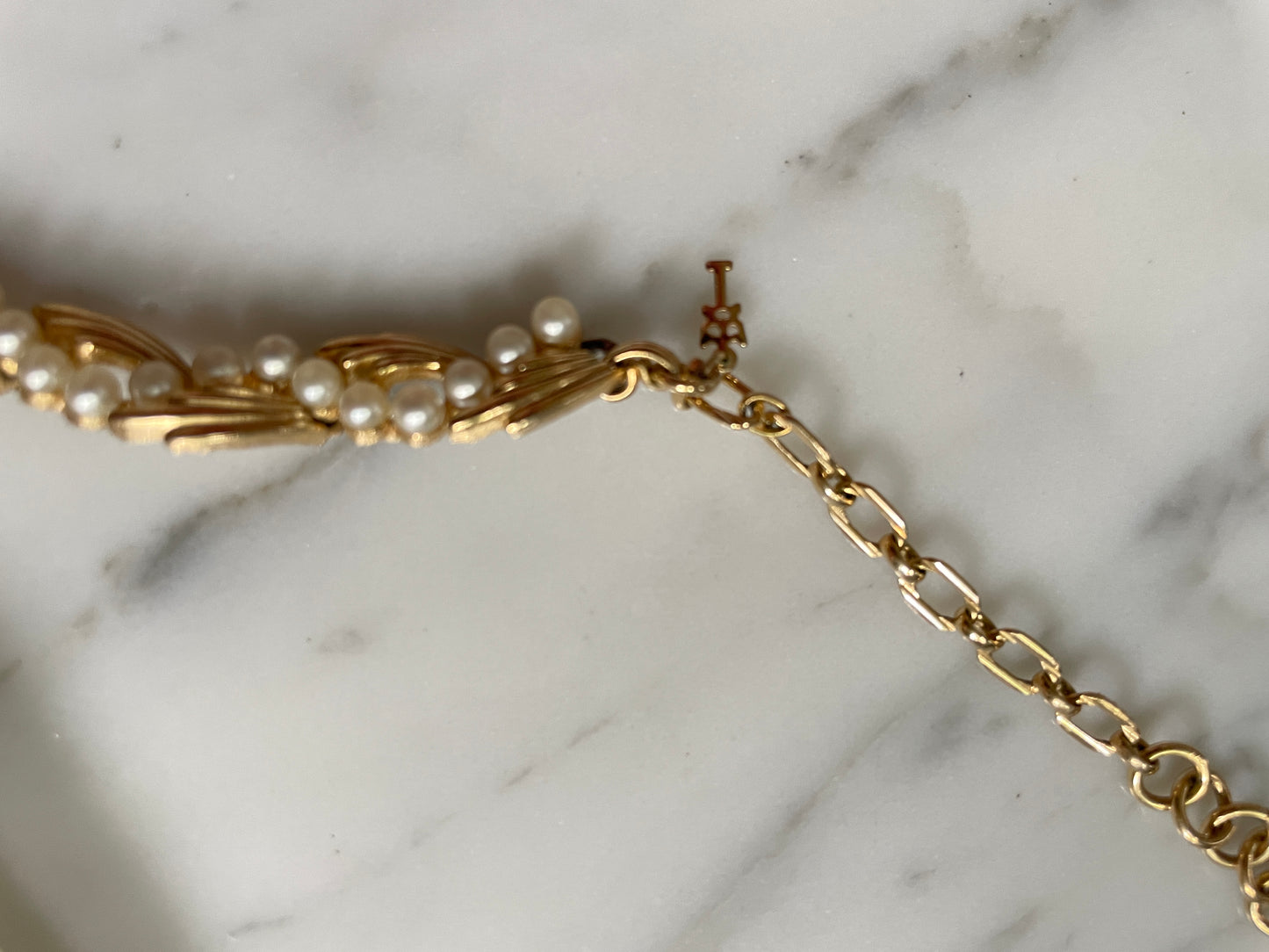 Ketting Trifari L’Âme